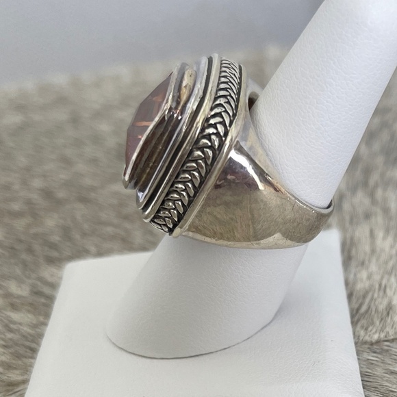 COCKTAIL RING FACETED STONE - Picture 2 of 9